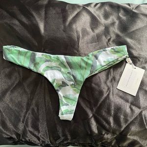 Midori Banana Palms Whale Tale Bottoms